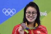 娱乐圈里的人都吃瓜,瓜田李下，揭秘明星们的幕后故事